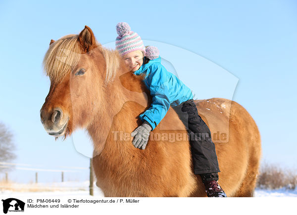 Mdchen und Islnder / girl and Icelandic horse / PM-06449