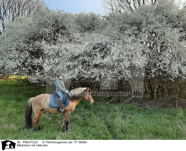 Mdchen mit Islnder / girl with Icelandic Horse / PM-07222