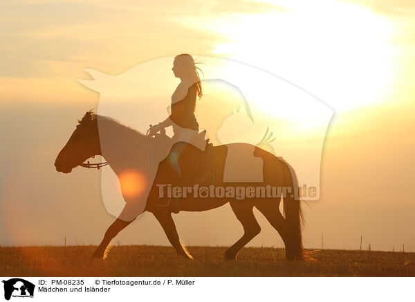 Mdchen und Islnder / girl and Icelandic horse / PM-08235