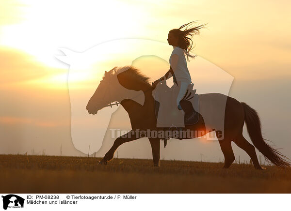Mdchen und Islnder / girl and Icelandic horse / PM-08238