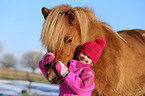 Mdchen und Islnder