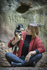 Frau und Mischling