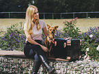 Frau mit Hund