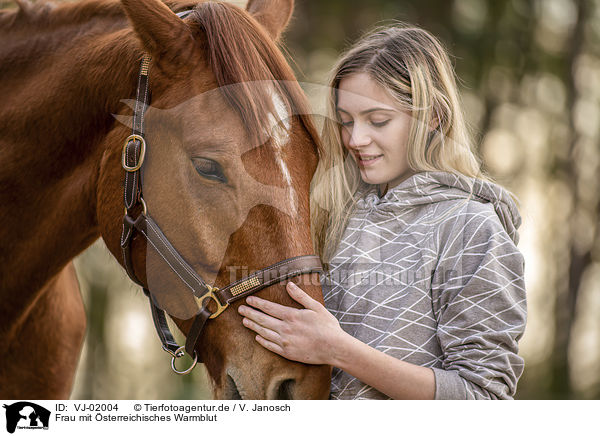 Frau mit sterreichisches Warmblut / woman with Austrian Warmblood / VJ-02004