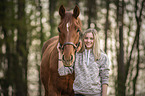 Frau mit sterreichisches Warmblut