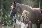 Frau und Pferd