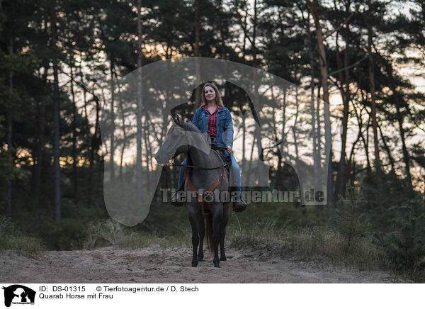 Quarab Horse mit Frau / DS-01315