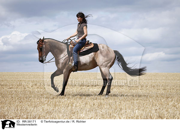 Westernreiterin / western riding horsewoman / RR-38171