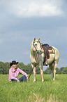 Frau mit Quarter Horse