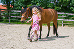 Kind und Quarter Pony