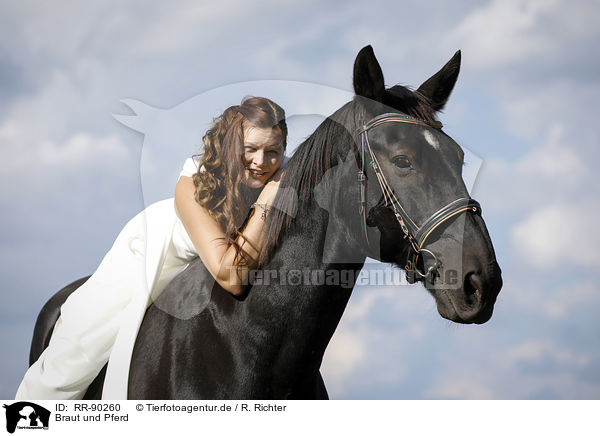 Braut und Pferd / RR-90260