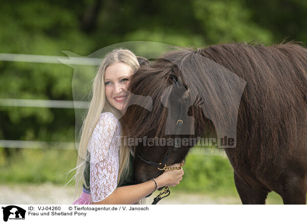 Frau und Shetland Pony / woman and Shetland Pony / VJ-04260