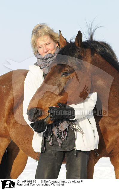 Frau und Tschechisches Warmblut / woman and Czech warmblood / AP-06815