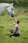 Frau und Warmblut
