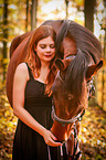 Frau und Warmblut