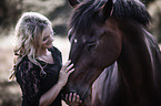 Frau und Pferd