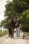 Frau und Welsh Cob