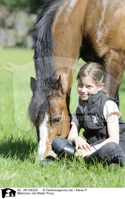 Mdchen mit Welsh Pony / AP-08220