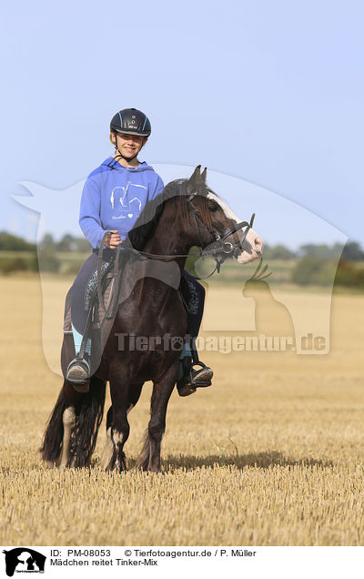 Mdchen reitet Tinker-Mix / girl rides Tinker-Cross / PM-08053