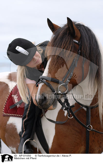 Mdchen mit Pferd / girl with horse / AP-01050