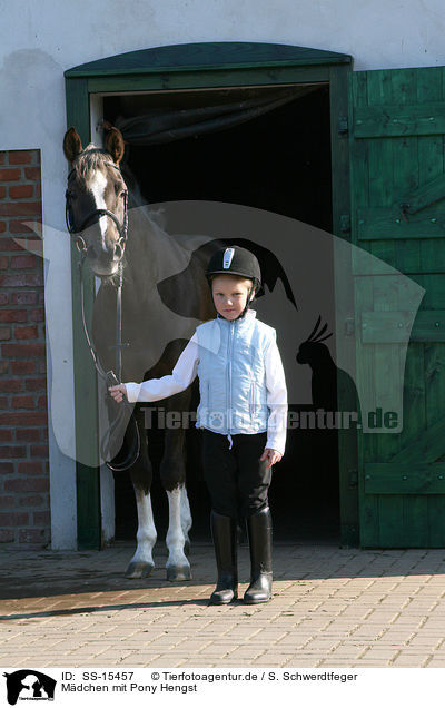 M�dchen mit Pony Hengst / girl with pony stallion / SS-15457