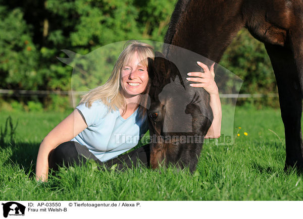 Frau mit Welsh-B / woman with horse / AP-03550