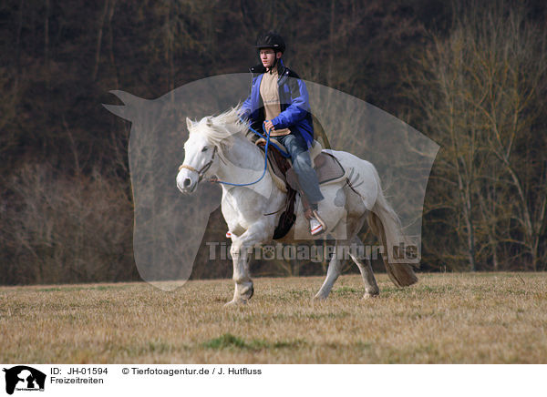 Freizeitreiten / riding / JH-01594