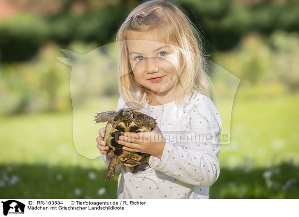 Mdchen mit Griechischer Landschildkrte / RR-103584