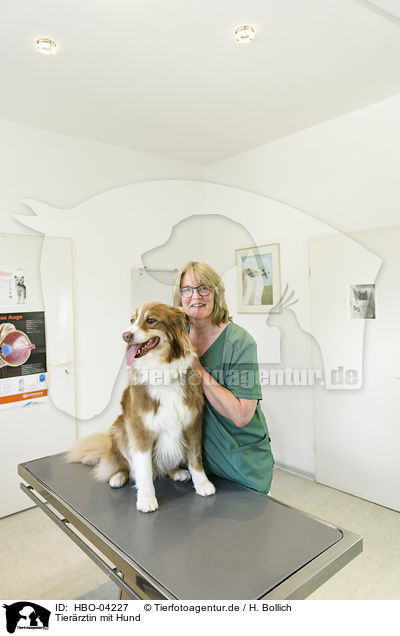Tierrztin mit Hund / HBO-04227