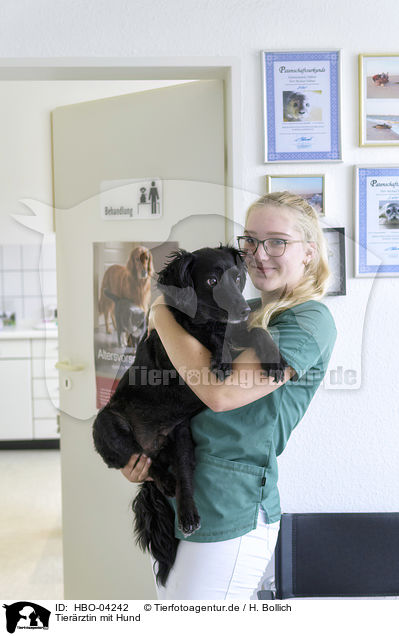 Tierrztin mit Hund / HBO-04242