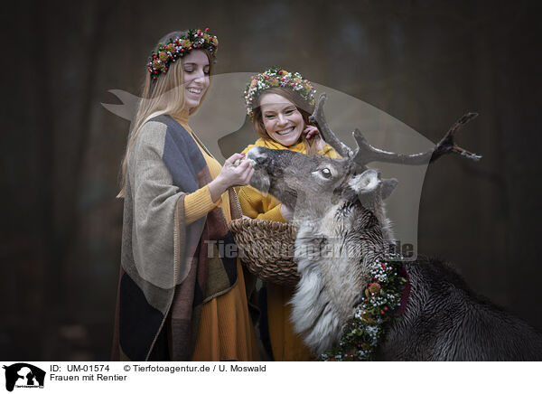 Frauen mit Rentier / womans with Reindeer / UM-01574