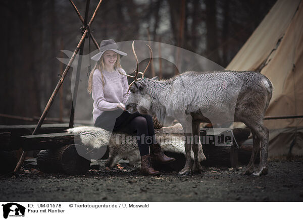 Frau mit Rentier / UM-01578